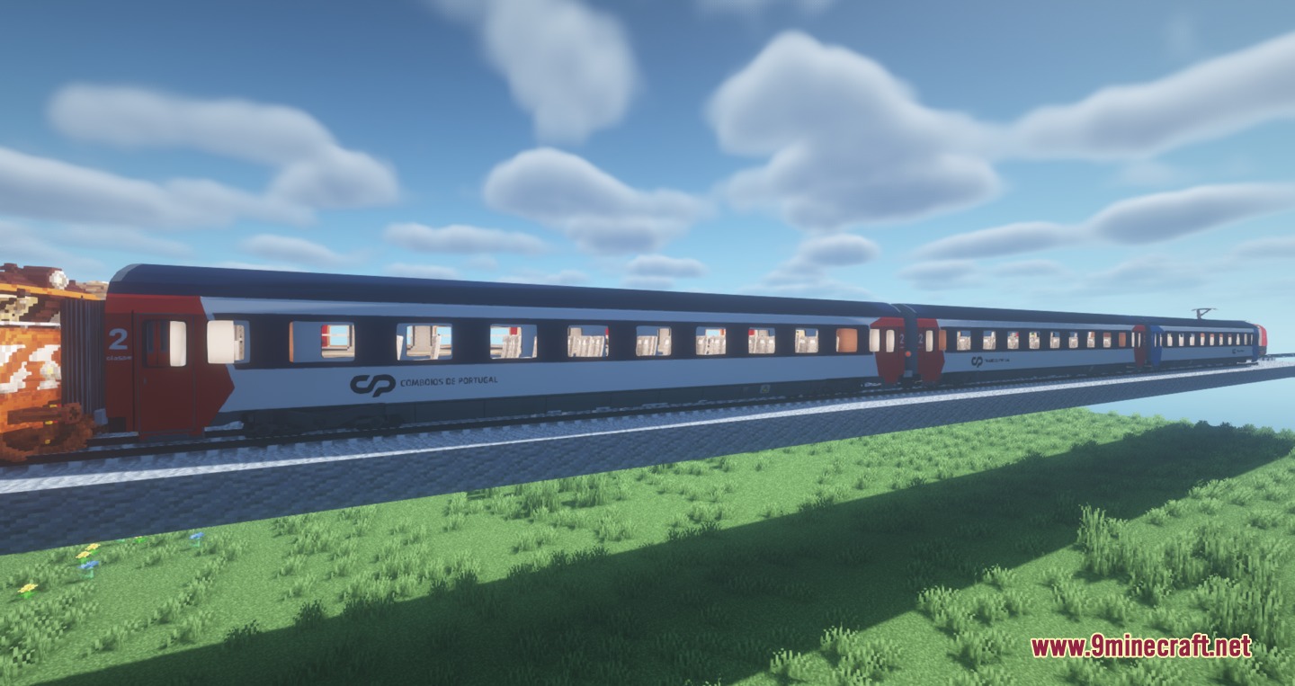 MTR4 CP 2600 2620 ARCO Coaches Resource Pack Screenshot 5 A Portuguese passenger train with ARCO coaches traveling across a scenic Minecraft landscape
