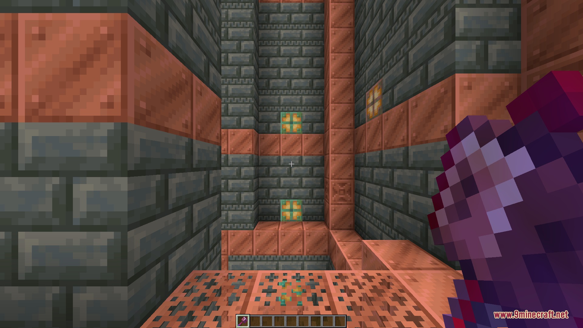 Mace Enchant Indicator Breach and Density Resource Pack Screenshot 3 Player holding a red mace with Density enchantment inside a trial chamber