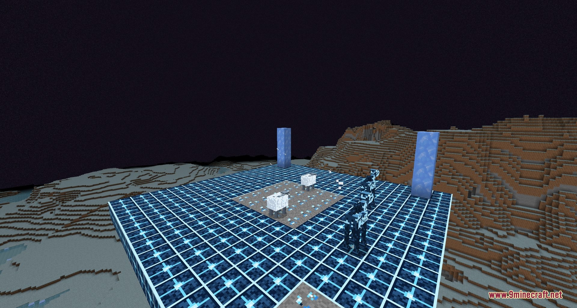 Nerospace Mod Screenshot 5 Alien creatures on a glowing blue platform overlooking a desert space planet