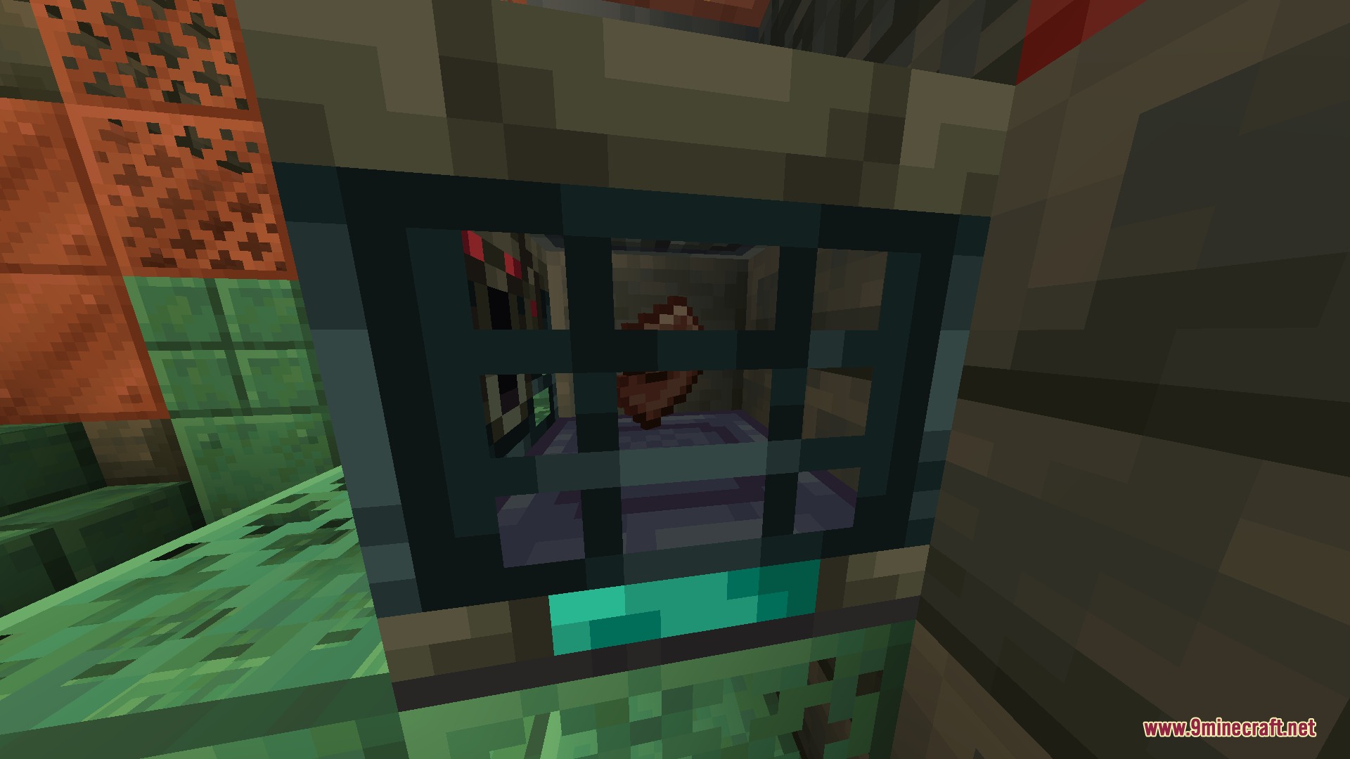 Netherite Vault Mod Screenshot 4 Close up view of a vault block containing a netherite scrap reward