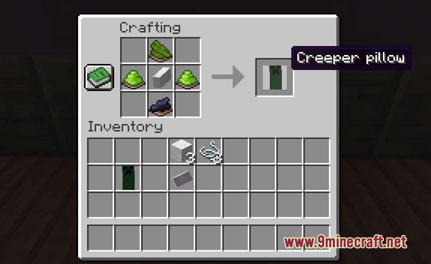 Plush Age Resource Pack Screenshot 1 Crafting recipe for a Creeper pillow in the Plush Age Resource Pack