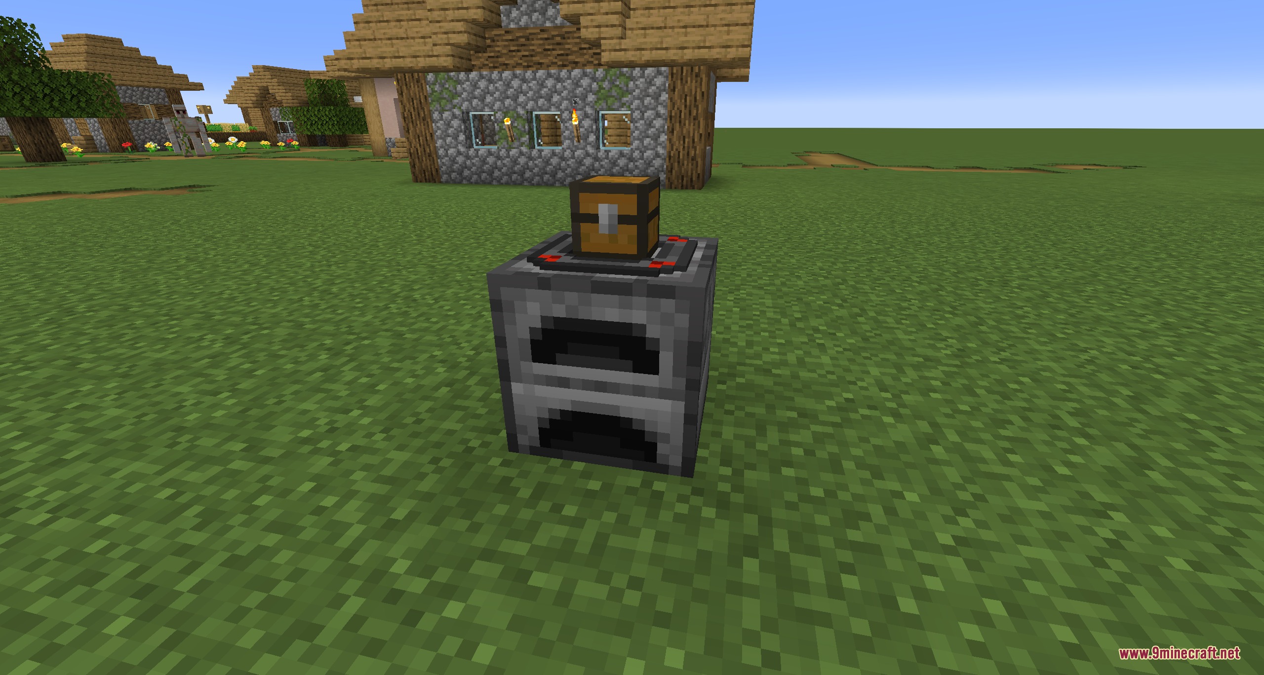Pragmatic Apparatus Mod Screenshot 2 A furnace connected to a chest using a red transfer node for automation