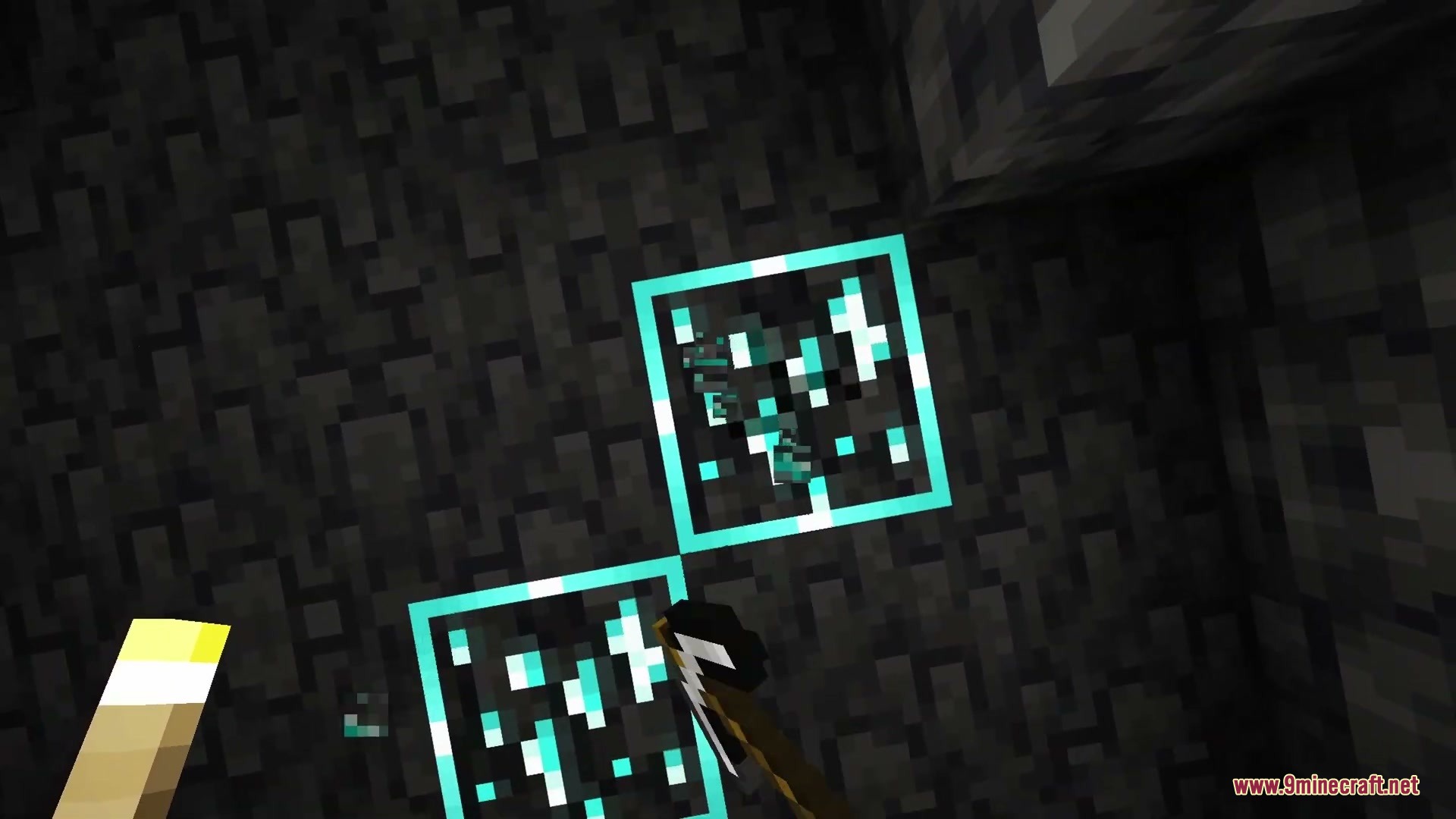 Pristine Vein Deposits Resource Pack Screenshot 2 A player mines diamond ore blocks featuring bright cyan outlines in the dark