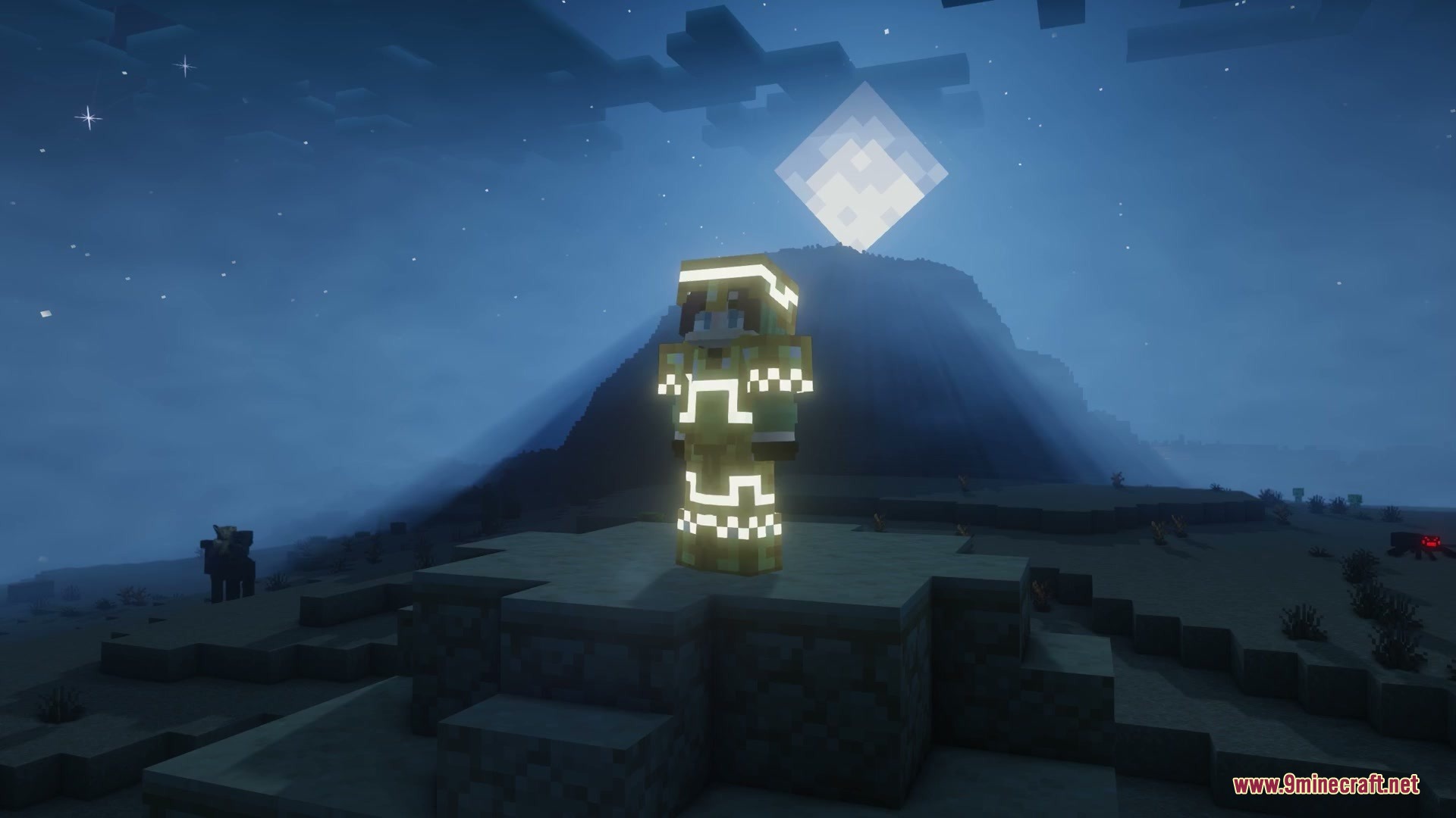 Minecraft character wearing golden armor with glowing white trims under the full moon