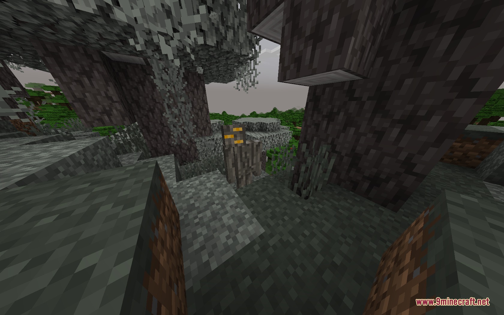 Retrograde Vision Resource Pack Screenshot 7 A copper golem stands near trees with classic pixelated textures in a forest