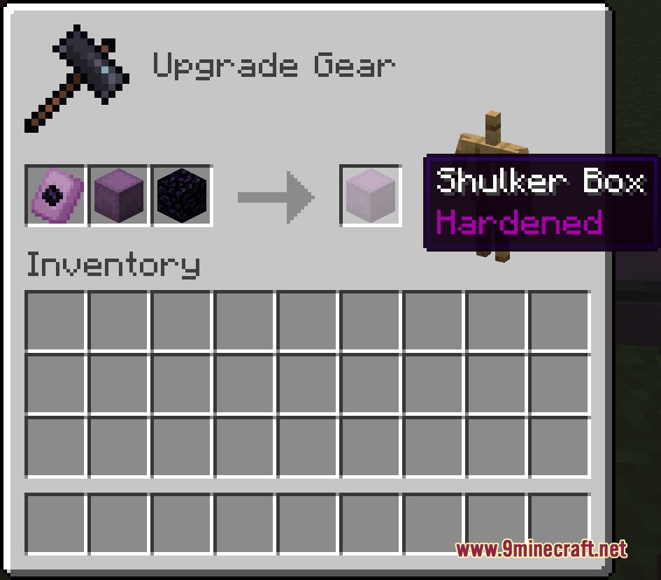 Shulker Stuff Mod Screenshot 4 Upgrading a shulker box to a hardened version using a smithing table