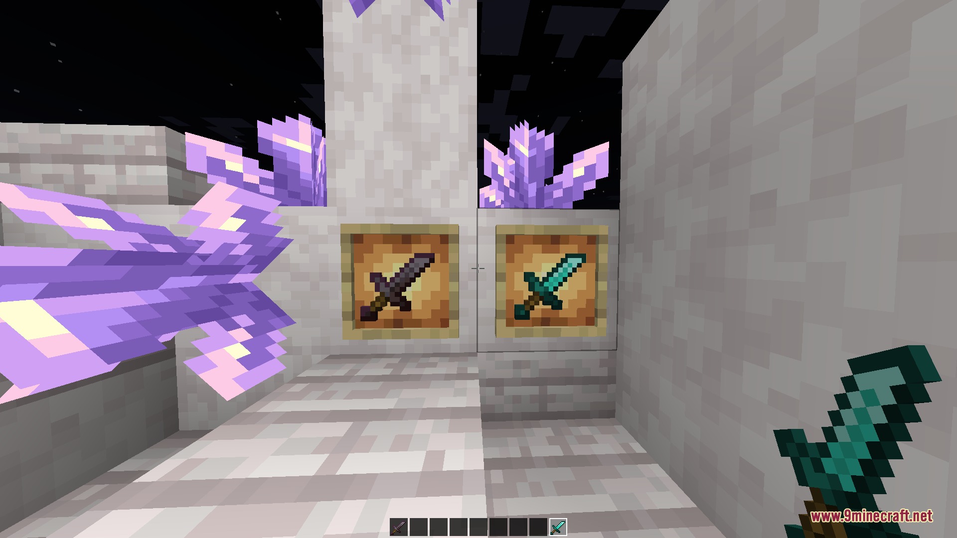 Small Swords Hani Resource Pack Screenshot 4 Player holding a small diamond sword while looking at weapon item frames