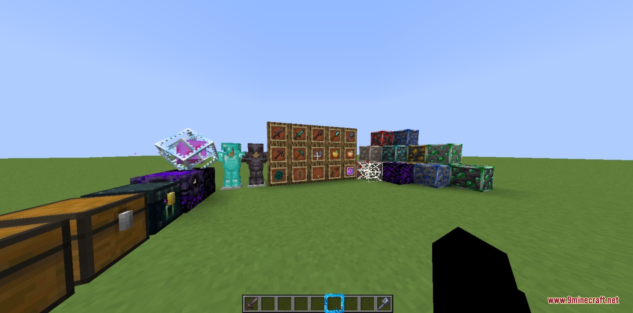 Showcase of various items and blocks modified by the TaanMC Resource Pack