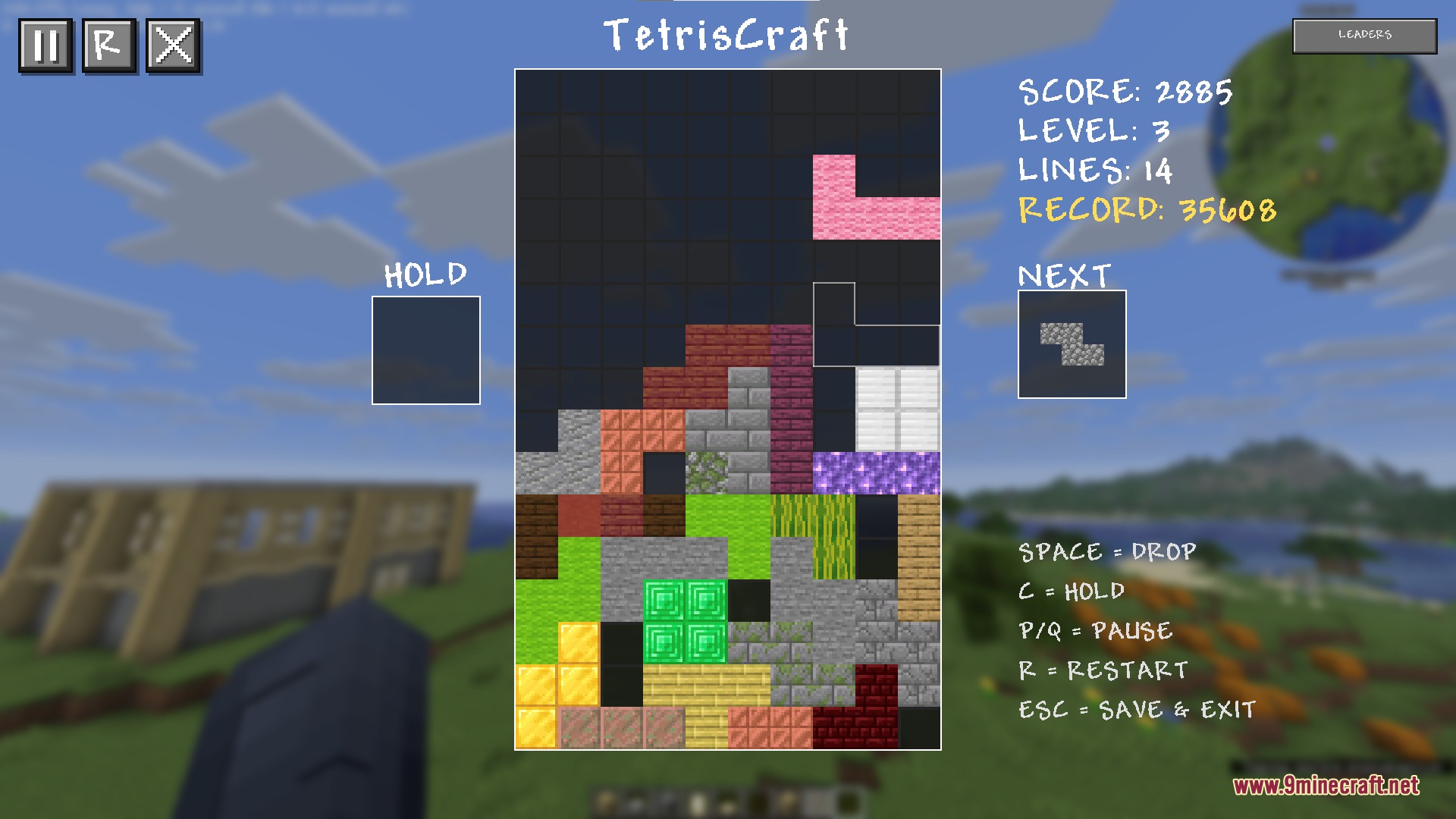 Tetris Craft Mod Screenshot 5 Playing a Tetris mini game using various Minecraft blocks as falling pieces