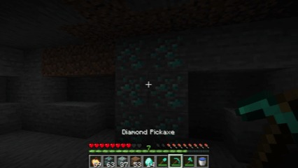 Vein Miner & Preview Data Pack Screenshot 2 Player mining a diamond ore vein with Vein Miner and Preview Data Pack