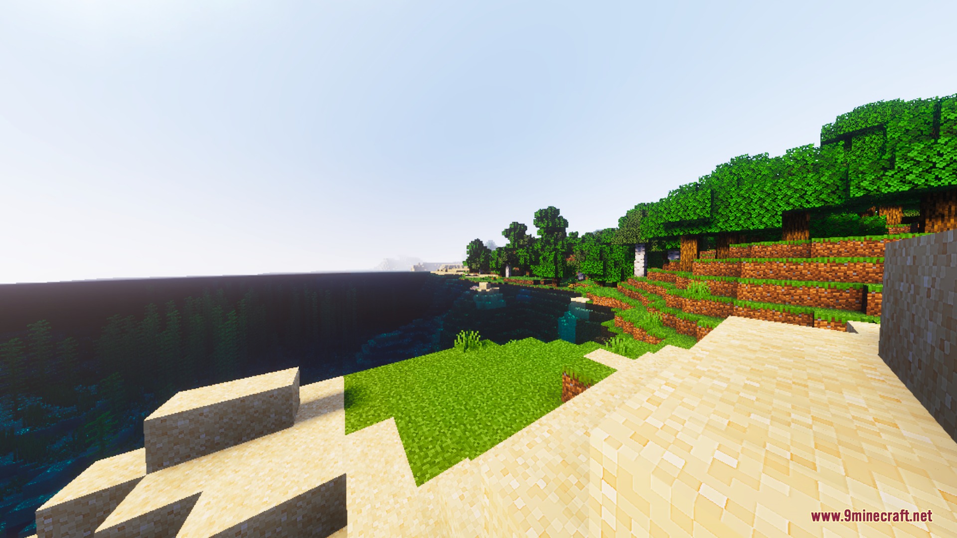 Velmora Visuals enhances a sunny Minecraft beach with vibrant colors and clear water