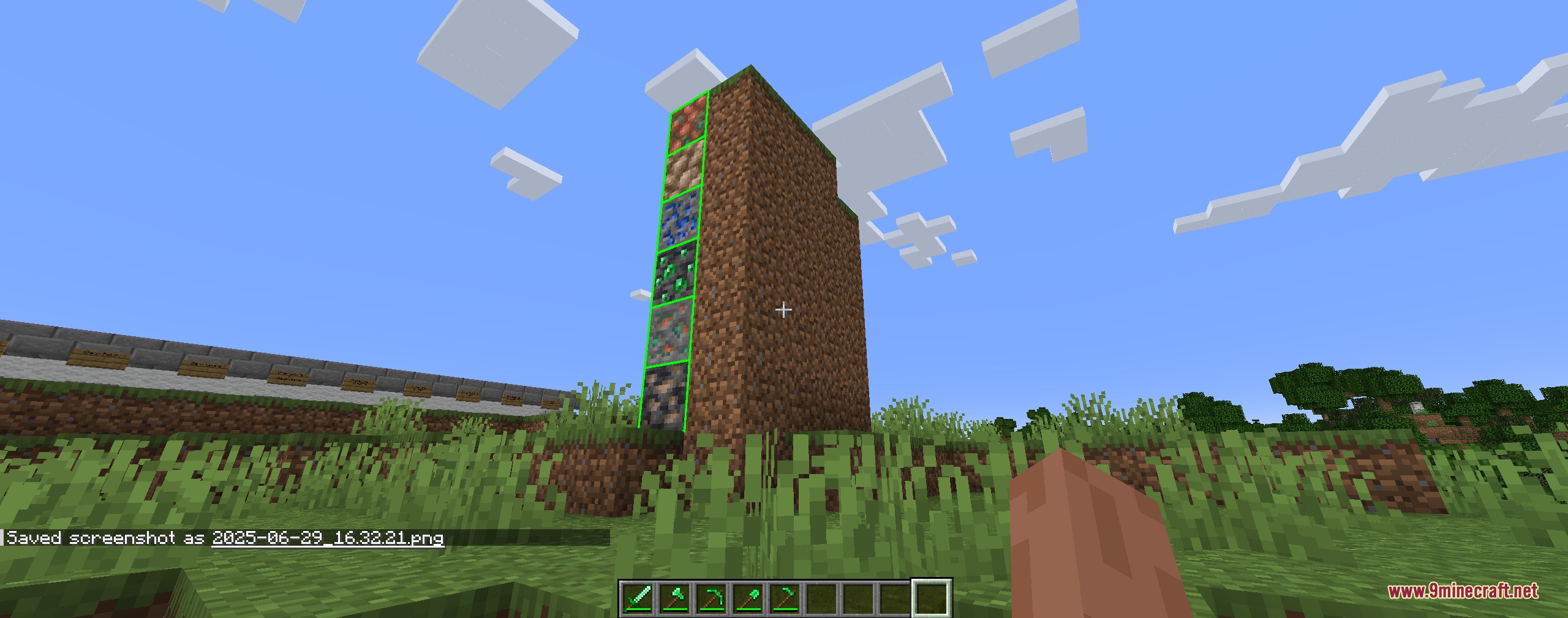 Vivid Verdant Arsenal Mod Screenshot 3 Emerald armor from Vivid Verdant Arsenal Mod highlighting visible ore blocks