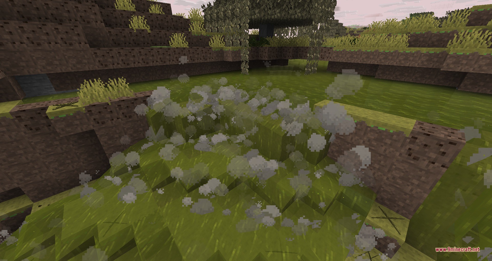 Waterfall Particles Data Pack Screenshot 2 White mist effects rising from the surface of a green swamp water pool