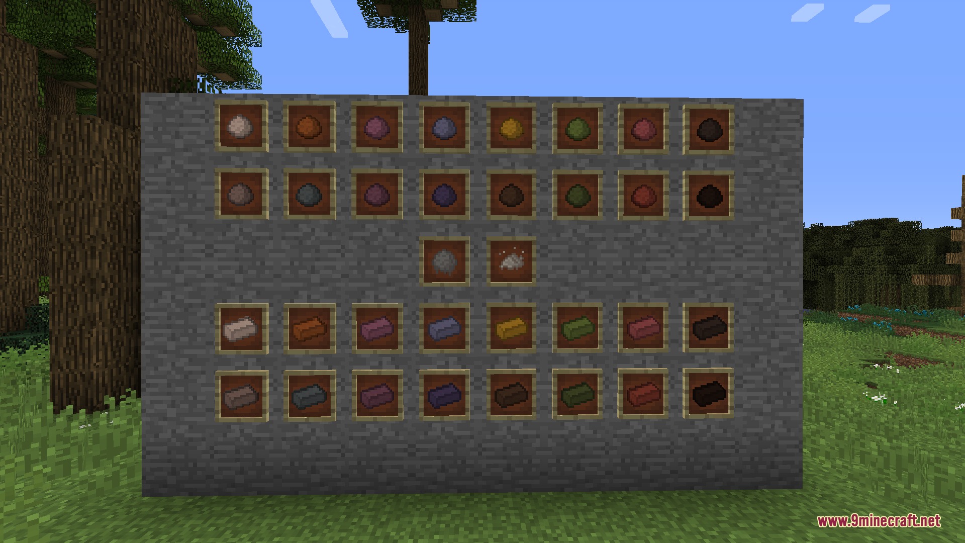Winnetrie's Expansion Mod Screenshot 5 Various colored dusts and ingots from Winnetrie Expansion mod in item frames