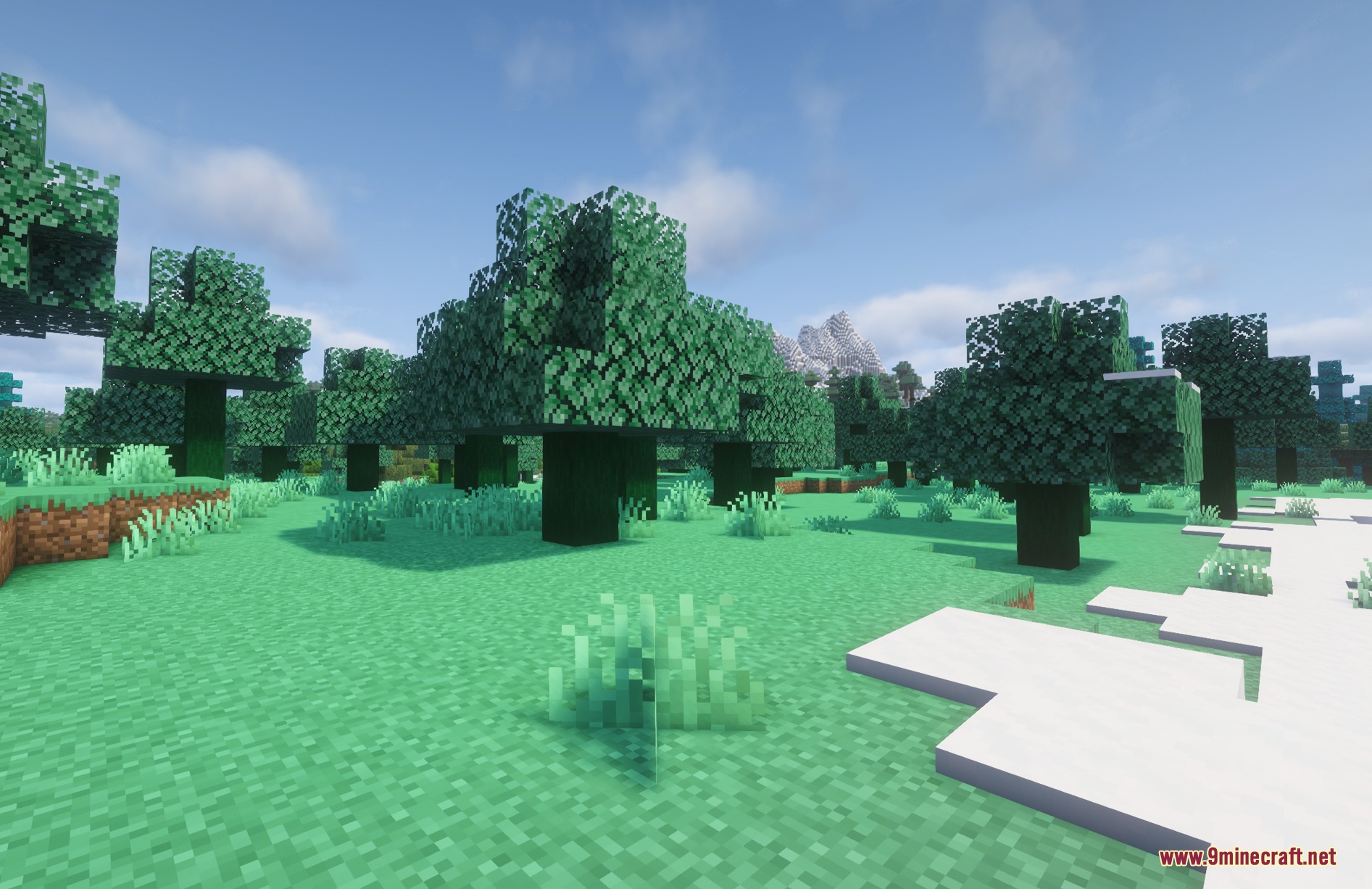 Wister Hazar Mod Screenshot 2 Emerald oak and Cyan pine trees growing in a bright forest