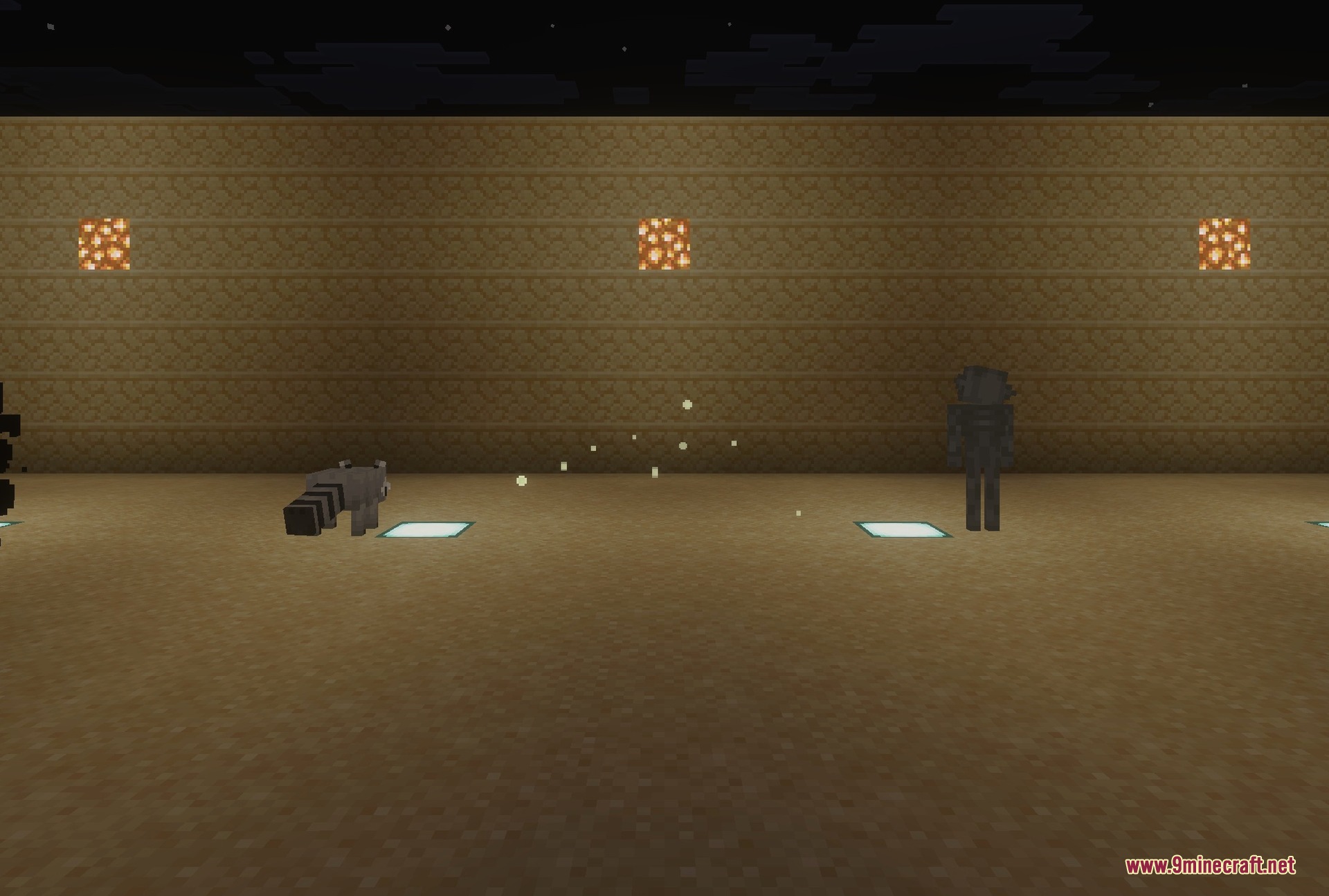 Biomes Beyond Addon Screenshot 2 A raccoon and other new mobs on open ground at night