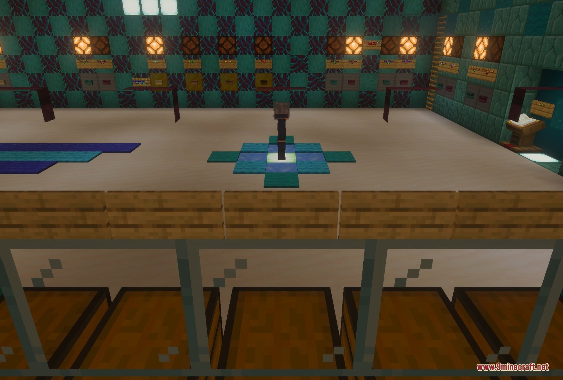 BladeX Pvp Practice Map Screenshot 4 The training dummy in the middle of the lanes