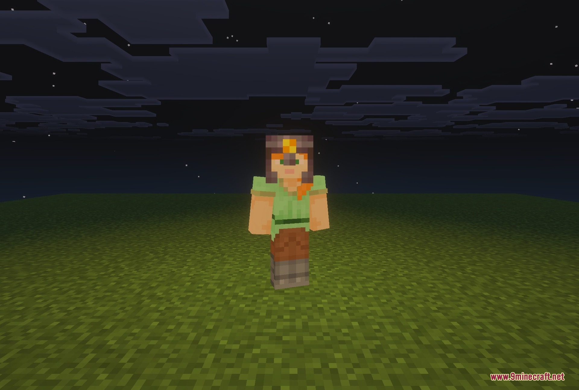 Java's Dynamic Lighting Addon Screenshot 1 The Netherite Mining Helmet lighting the ground around the player at night