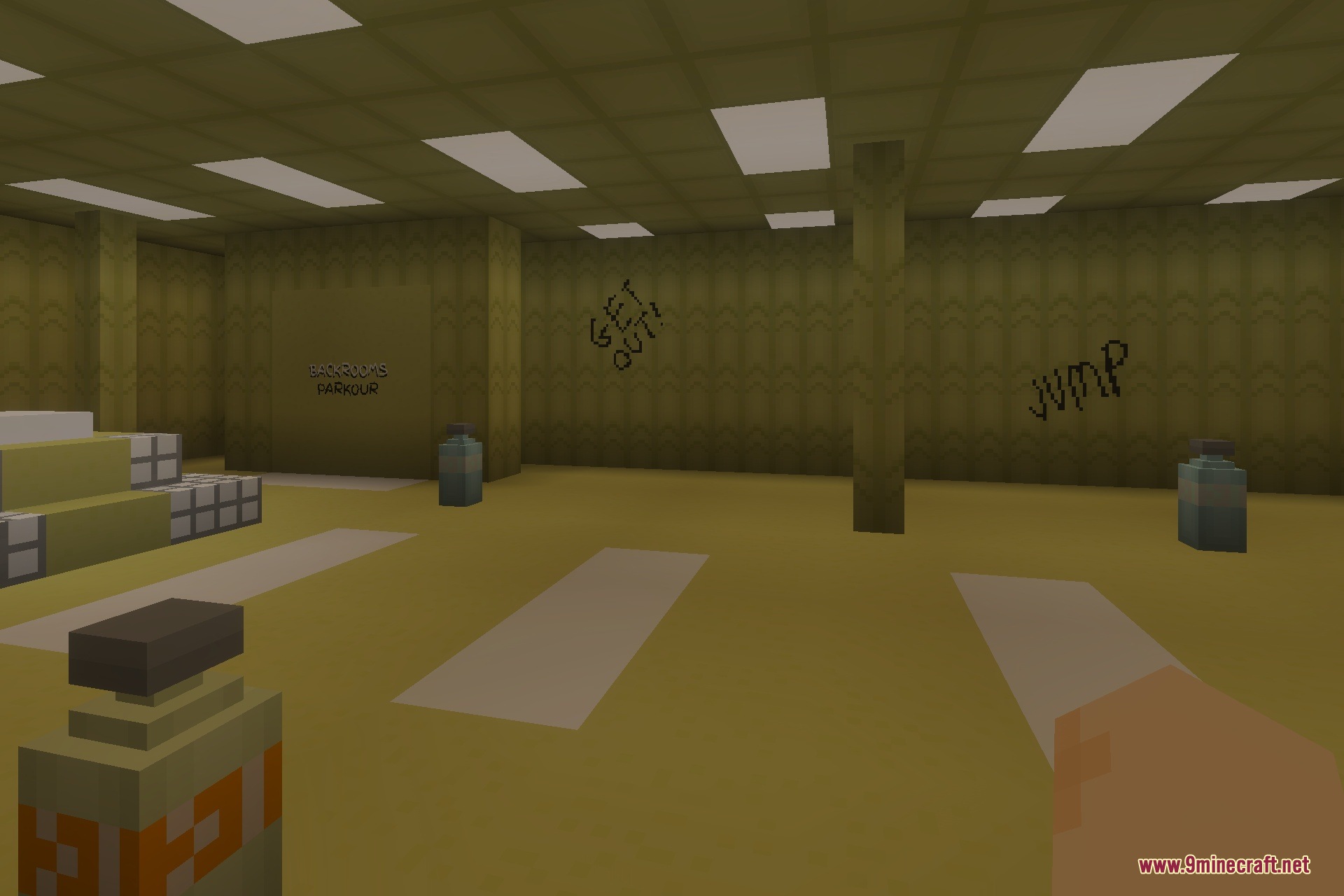 Backrooms Parkour Map Screenshot 2 Yellow room with graffiti and parkour blocks on the floor