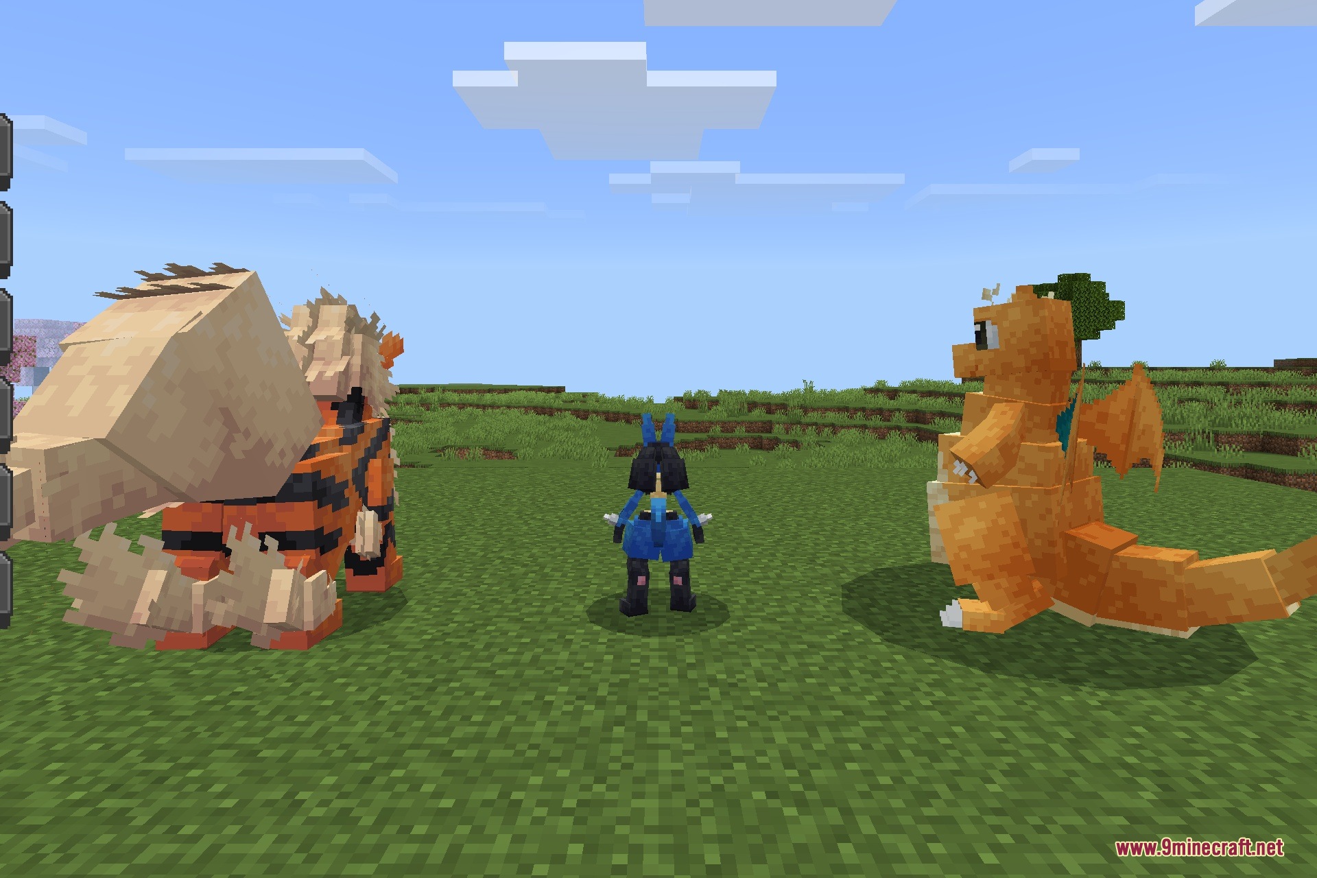 CobbleDrock 1.2.3 Gym Challenge Update Addon Screenshot 3 Arcanine Lucario and Dragonite standing together in a grassy Minecraft field
