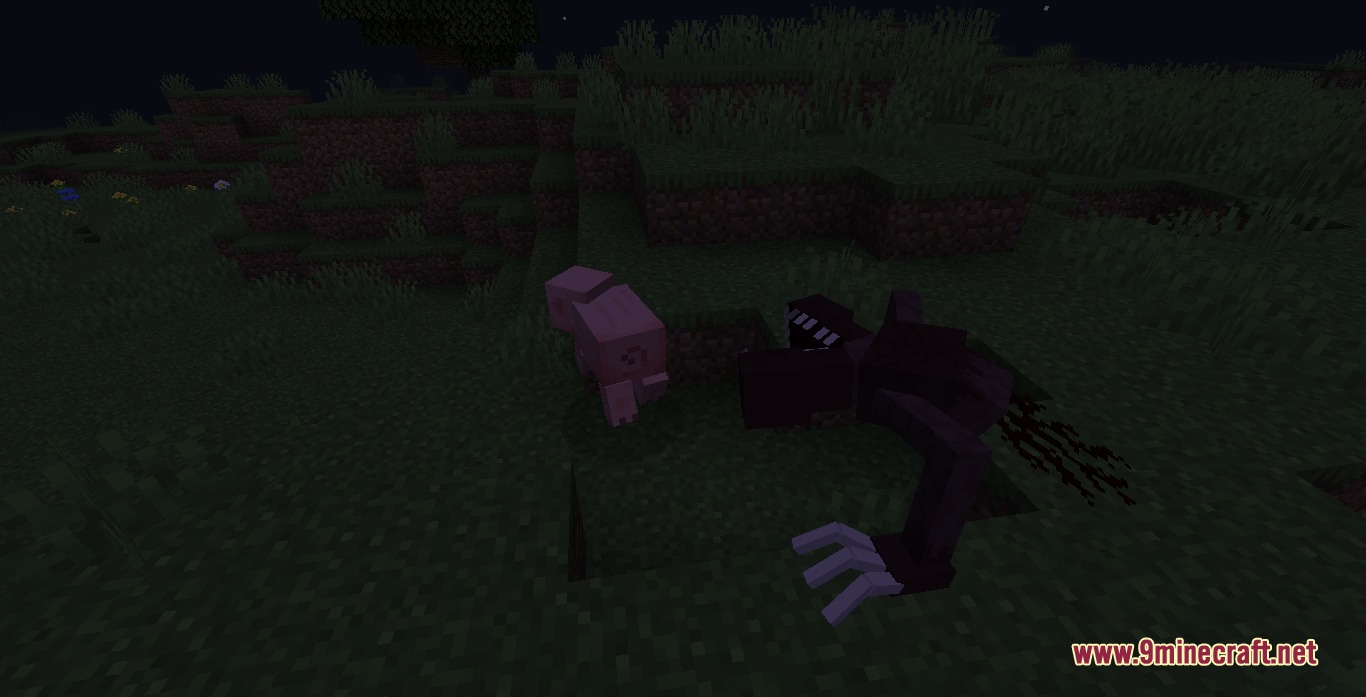Cursed Horizon Menace Mod Screenshot 8 A shadowy black creature with sharp claws attacking a pig at night