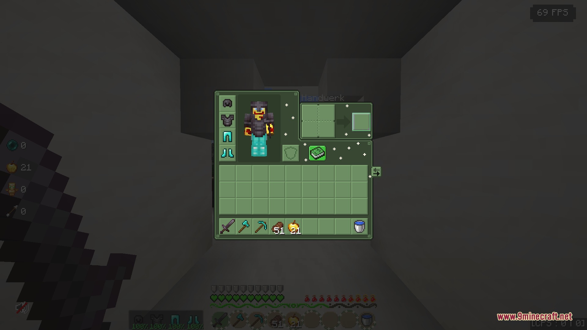Emerald Interface Vibe Resource Pack Screenshot 3 Emerald Interface Vibe Resource Pack restyles the player inventory with green colors