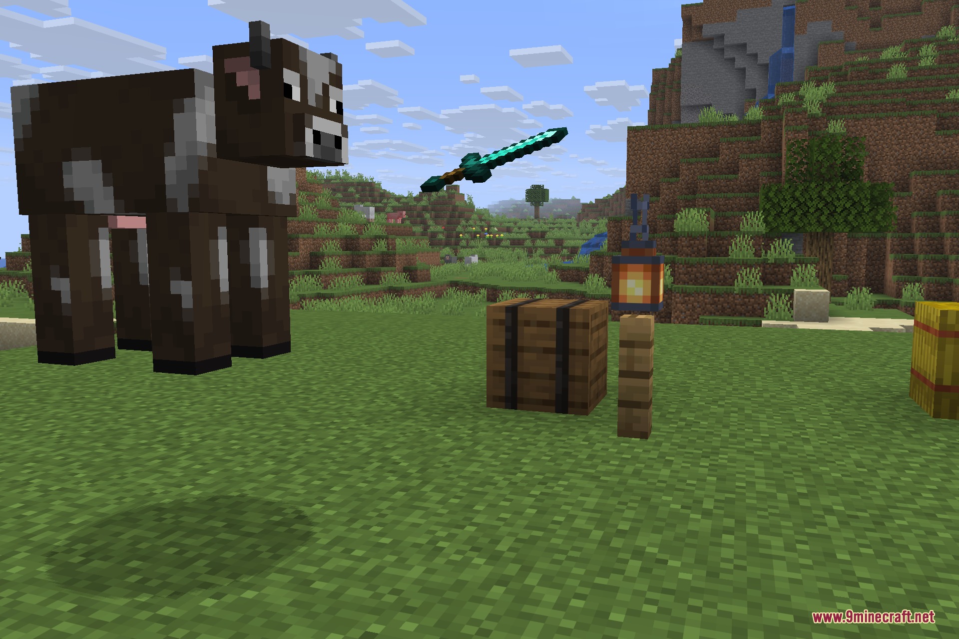 Interactic 9minecraft Mod Screenshot 6 Ein Diamantschwert fliegt nach dem Wurf auf ein Ziel zu