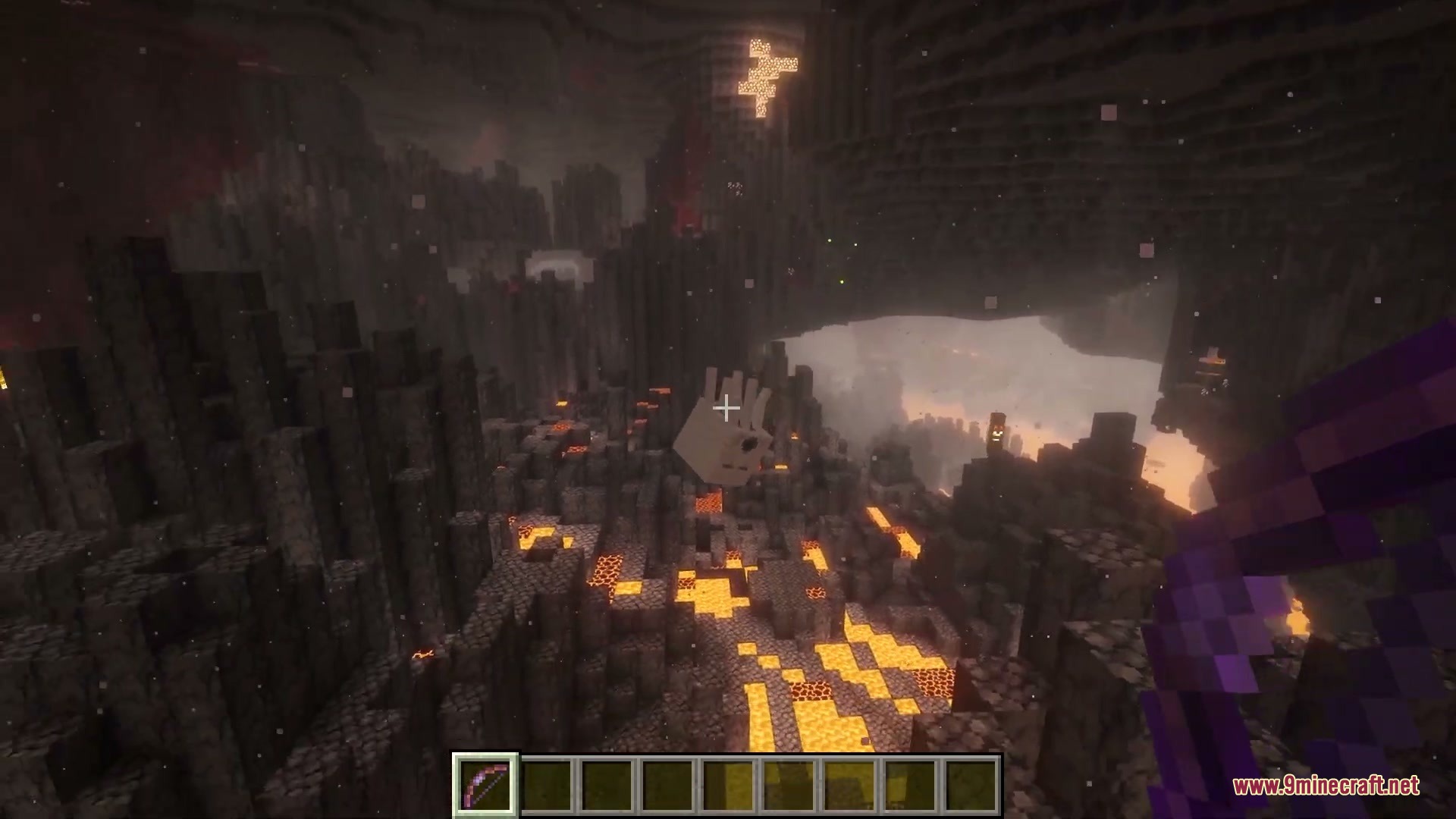 Jolly Fireball Failure Mod Screenshot 2 A Ghast falling towards the ground after being shot in the basalt deltas