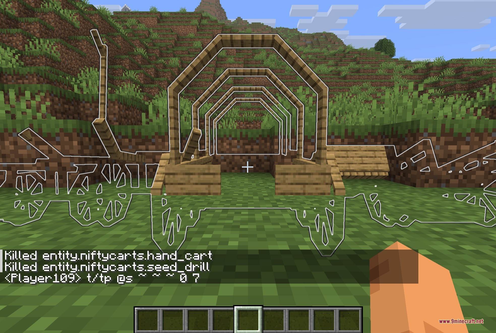 NiftyCarts 9minecraft Mod Screenshot 3 Weiße Umrisse verschiedener Holzkarren und Wagen auf einem Feld