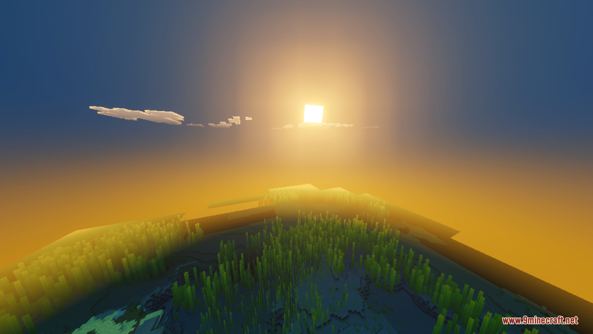 Ultimate Vibrant Visuals Shader Screenshot 3 Warm golden sunlight shining over a clear ocean with underwater plants and seagrass