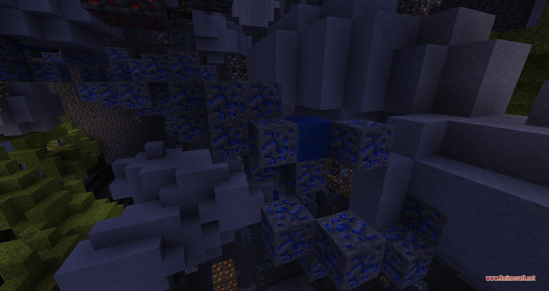 Universal Bedrock Deposits Data Pack Screenshot 6 Large cluster of lapis lazuli ore blocks surrounding a solid lapis block