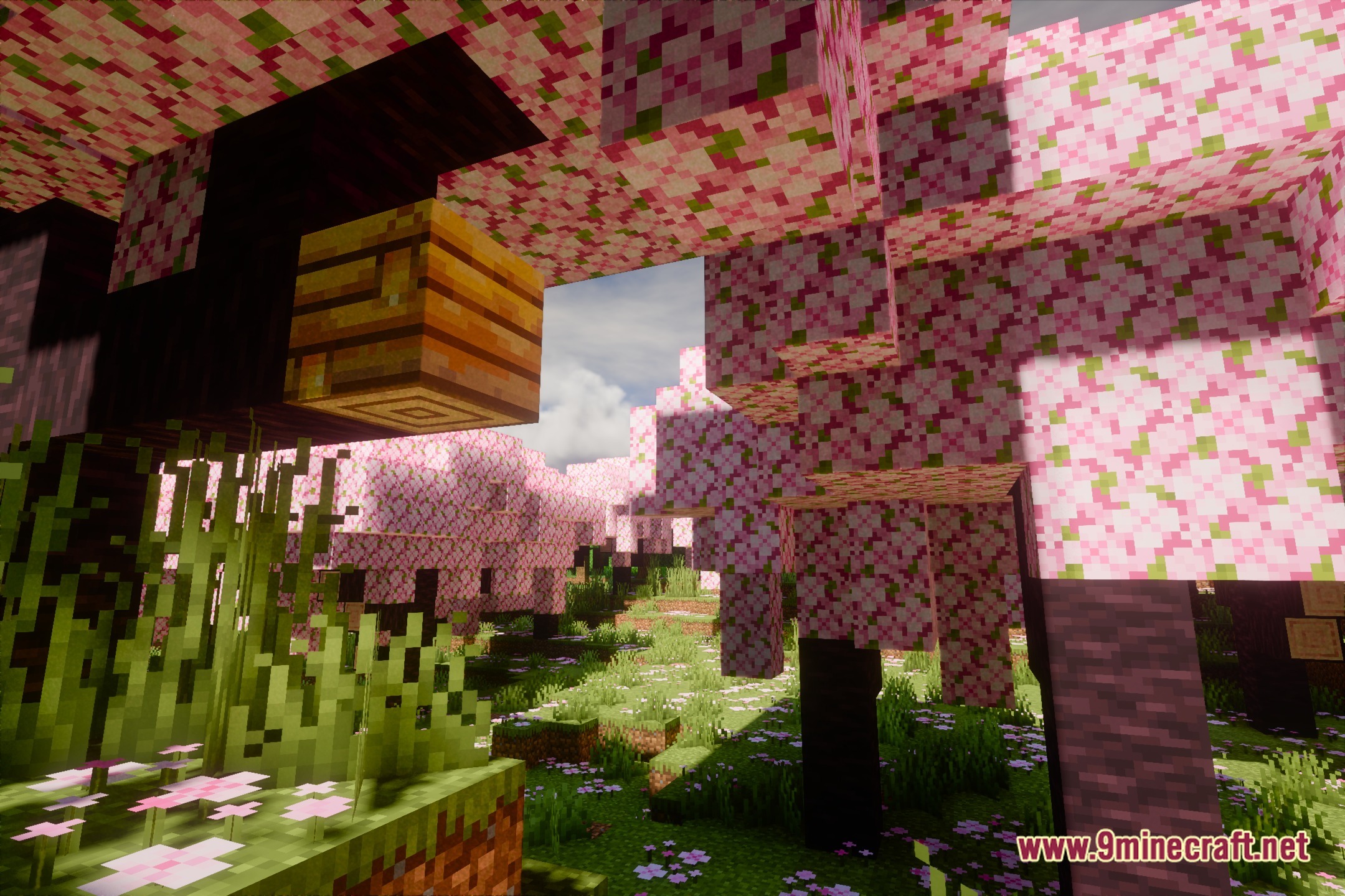 Vivid Amber Glow Shaders Screenshot 1
